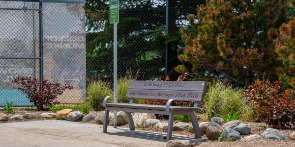 Wishbone Aylesbury Bench at the Saskatoon Forestry Farm Park and Zoo